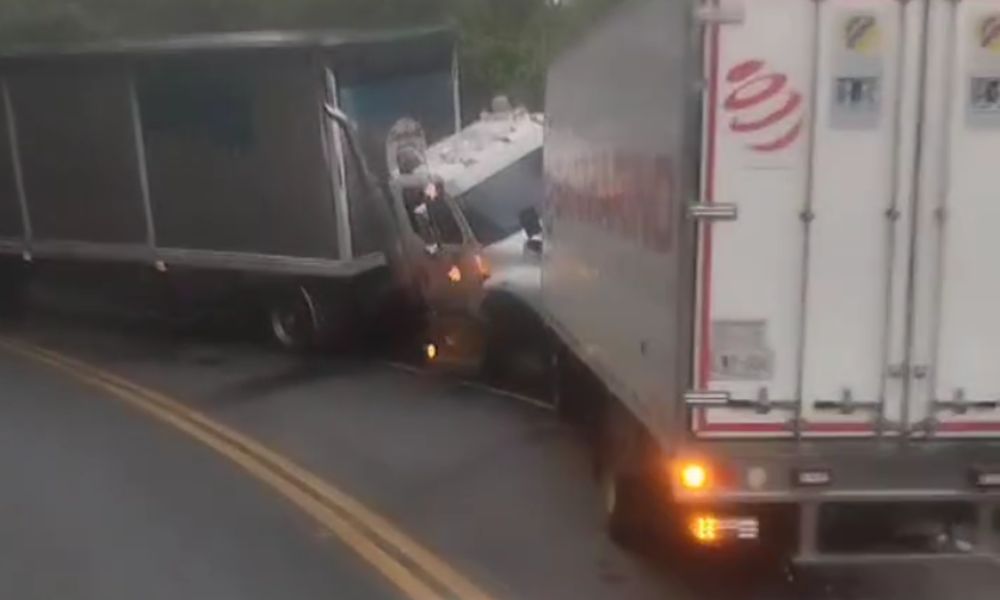 Accidente en la vía Apulo Bogotá