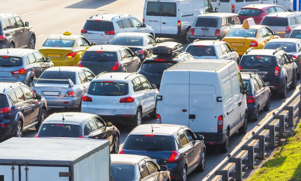 manejar en zonas urbanas sin quedar atrapado en el tráfico