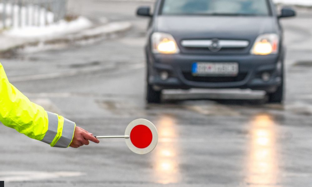 Qué hacer si te detienen en un control de tránsito sin motivo